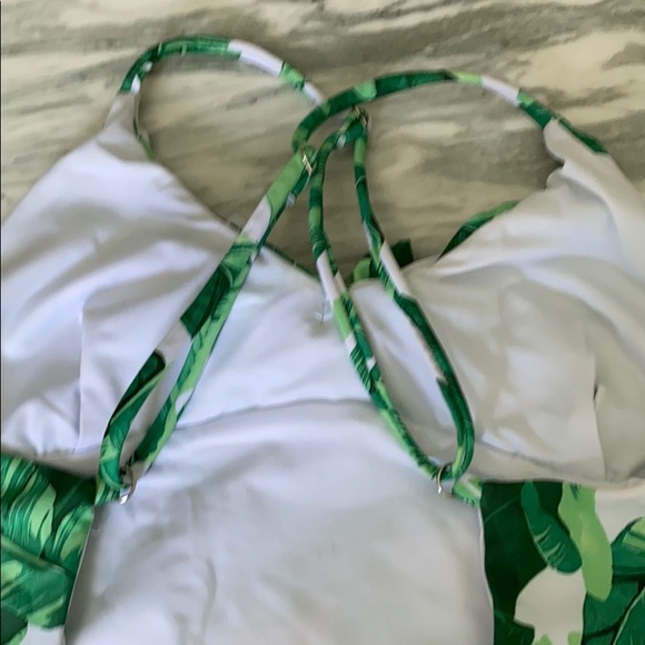 NWOT One Piece Women’s Medium Bathing Suit 🩱 - Picture 14 of 16